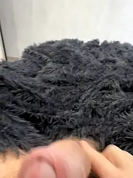 Snapshot of Apolobi chatting on 19, 10, 2025 Apolobi online show from 19, 10, 2025