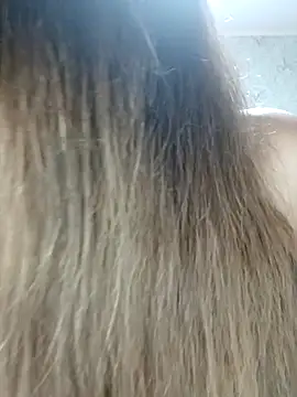 Viola3102 online show from 1, 12, 2025