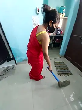 hotty-sapna online show from 25, 9, 2025