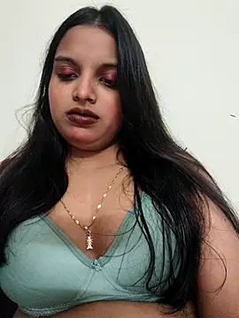Snapshot of Maahhii_2 chatting on 19, 9, 2025 Maahhii 2 online show from 19, 9, 2025