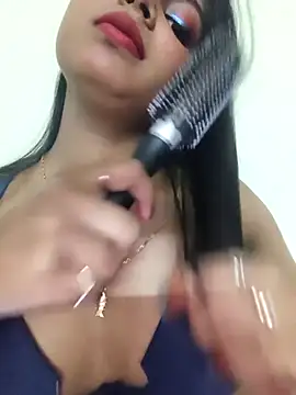 Snapshot of Maahhii_2 chatting on 10, 9, 2025 Maahhii 2 online show from 10, 9, 2025
