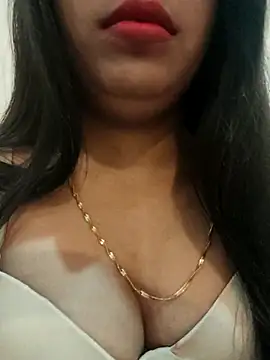 Maahhii 2 online show from 12, 11, 2025