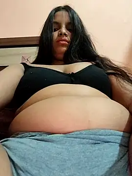 Snapshot of Maahhii_2 chatting on 19, 7, 2026 Maahhii 2 online show from 19, 7, 2026