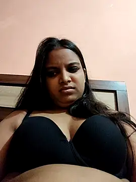 Snapshot of Maahhii_2 chatting on 22, 7, 2026 Maahhii 2 online show from 22, 7, 2026
