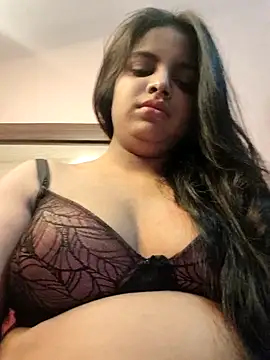 Snapshot of Maahhii_2 chatting on 20, 5, 2026 Maahhii 2 online show from 20, 5, 2026