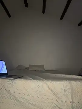 Snapshot of TU-MORENOO chatting on 29, 11, 2025 TU-MORENOO online show from 29, 11, 2025