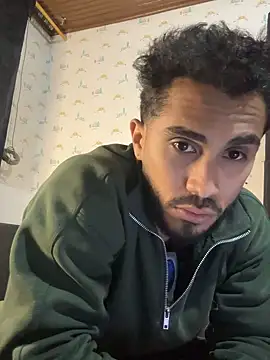 Snapshot of TU-MORENOO chatting on 26, 9, 2025 TU-MORENOO online show from 26, 9, 2025