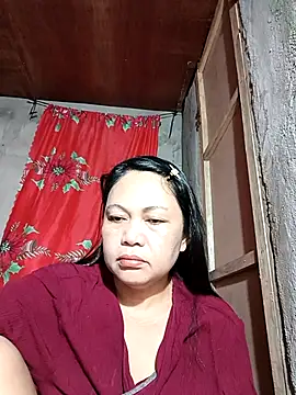 Everleigh mom online show from 12, 9, 2025