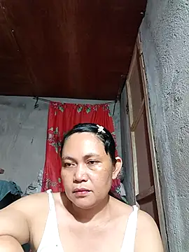 Everleigh mom online show from 19, 9, 2025