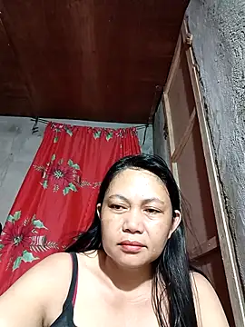Everleigh mom online show from 14, 9, 2025