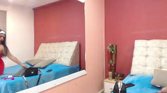 Snapshot of KateWelsin chatting on 1, 11, 2025 KateWelsin online show from 1, 11, 2025