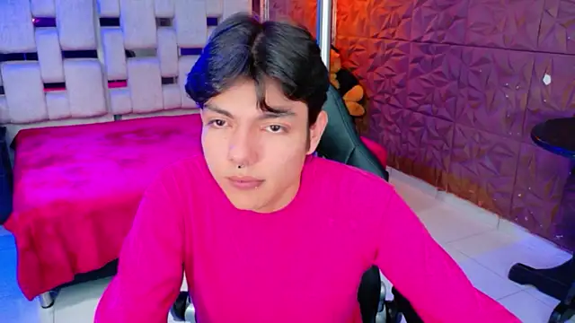 Snapshot of alandelrey57 chatting on 7, 2, 2026 alandelrey57 online show from 7, 2, 2026