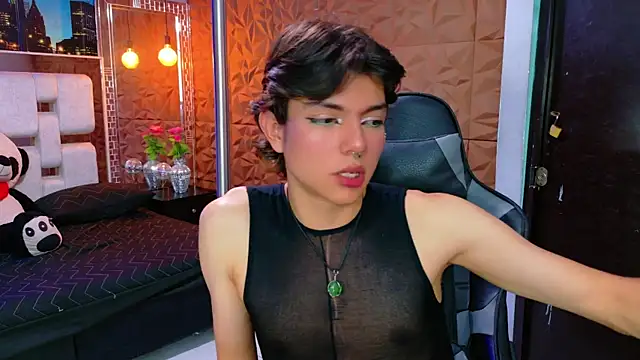 Snapshot of alandelrey57 chatting on 24, 9, 2025 alandelrey57 online show from 24, 9, 2025