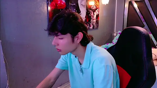 Snapshot of alandelrey57 chatting on 10, 2, 2026 alandelrey57 online show from 10, 2, 2026