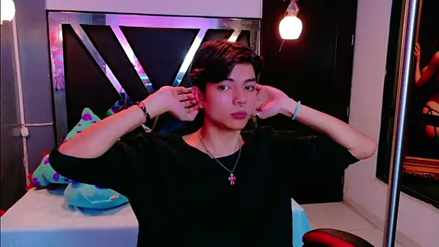 Snapshot of alandelrey57 chatting on 12, 2, 2026 alandelrey57 online show from 12, 2, 2026