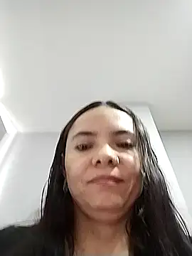 Cami Konor online show from 5, 11, 2025