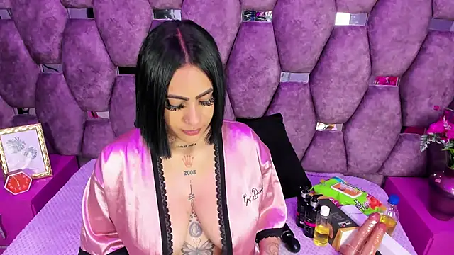 nikky latin online show from 15, 2, 2026