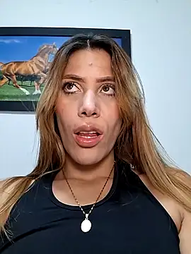 Elianasuarezz online show from 24, 5, 2026
