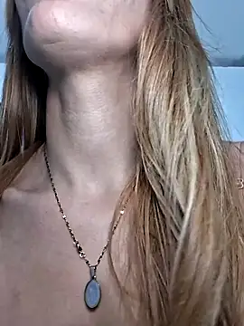 Elianasuarezz online show from 16, 5, 2026