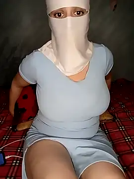 Lamia Queen  online show from 28, 9, 2025