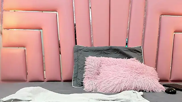 ALYANNA HOT  online show from 11, 1, 2026