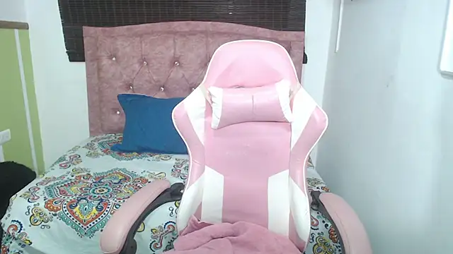Snapshot of maira_tf chatting on 10, 6, 2026 maira tf online show from 10, 6, 2026