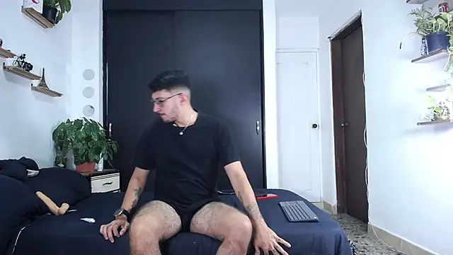 Borsalino Adam online show from 13, 11, 2025