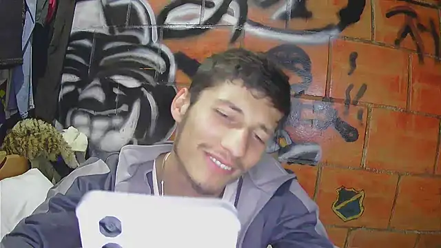 Snapshot of alexandercruz chatting on 22, 5, 2026 alexandercruz online show from 22, 5, 2026