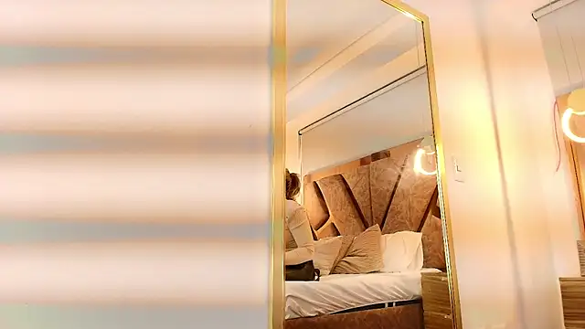 zarah andrew   online show from 14, 11, 2025