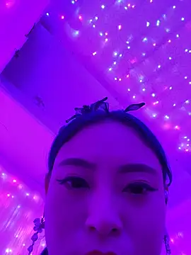 QiuNikki11286 online show from 25, 11, 2025