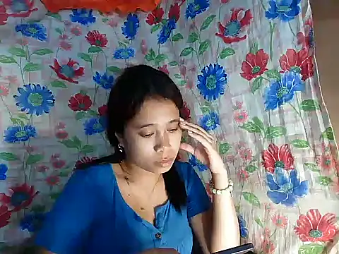 Pinay Skinny18 online show from 29, 9, 2025