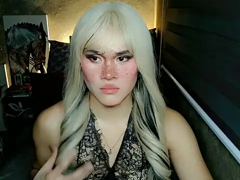 YllanaAltheaXxX online show from 20, 4, 2026