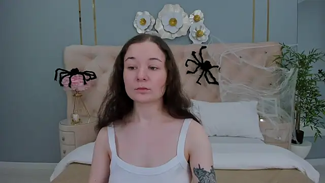 NancyJonson online show from 26, 10, 2025