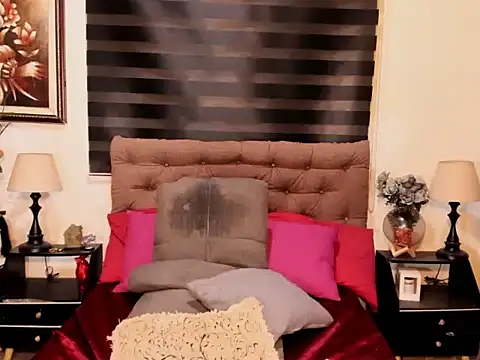 UrnextDoorTS online show from 21, 4, 2026