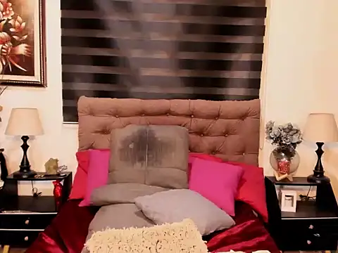 UrnextDoorTS online show from 22, 4, 2026