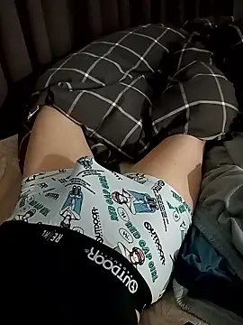 Snapshot of rikutorikukuto chatting on 13, 11, 2025 rikutorikukuto online show from 13, 11, 2025