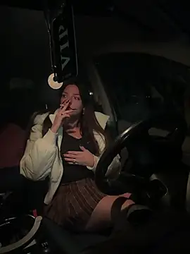  Katherine Pierce  online show from 7, 3, 2026