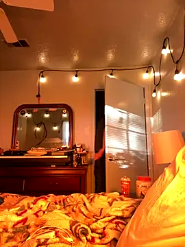 Snapshot of thejohnryancollection chatting on 2, 11, 2025 thejohnryancollection online show from 2, 11, 2025