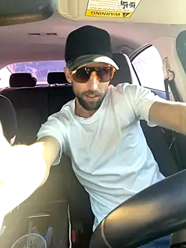 Snapshot of thejohnryancollection chatting on 13, 11, 2025 thejohnryancollection online show from 13, 11, 2025