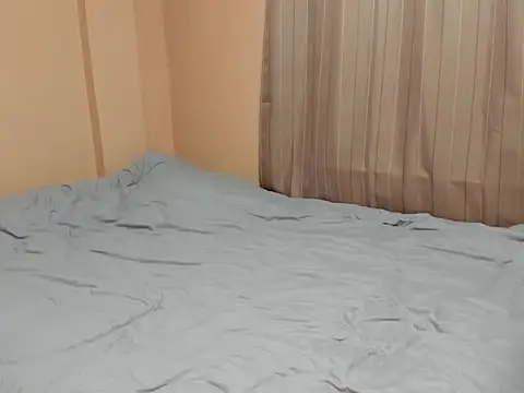 Snapshot of expnsivecandy chatting on 18, 3, 2026 expnsivecandy online show from 18, 3, 2026