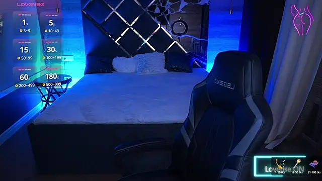 EliseVelour online show from 13, 11, 2025