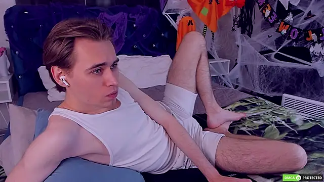 WilliamDyson online show from 18, 10, 2025