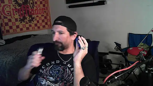 DevilPup75  online show from 27, 10, 2025