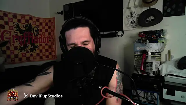 DevilPup75  online show from 6, 4, 2026