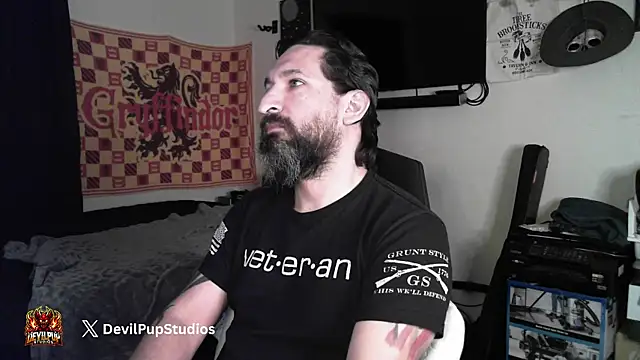 DevilPup75  online show from 22, 2, 2026