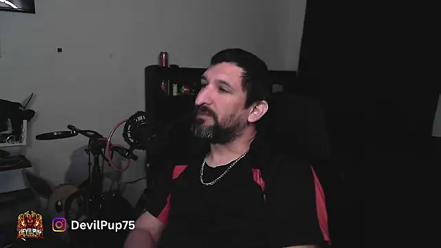 Snapshot of DevilPup75_ chatting on 22, 7, 2026 DevilPup75 online show from 22, 7, 2026