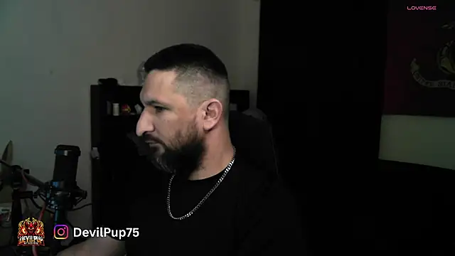 Snapshot of DevilPup75_ chatting on 26, 5, 2026 DevilPup75 online show from 26, 5, 2026