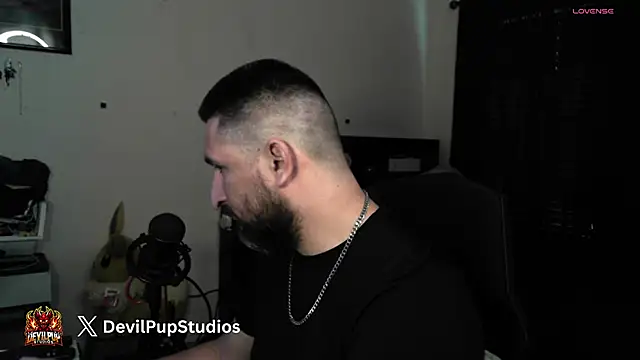 Snapshot of DevilPup75_ chatting on 26, 5, 2026 DevilPup75 online show from 26, 5, 2026