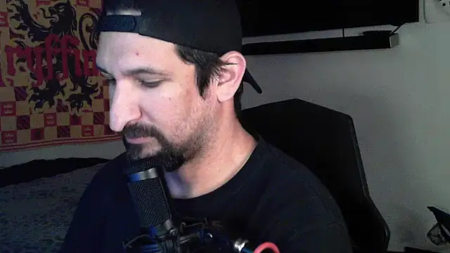 DevilPup75  online show from 23, 9, 2025