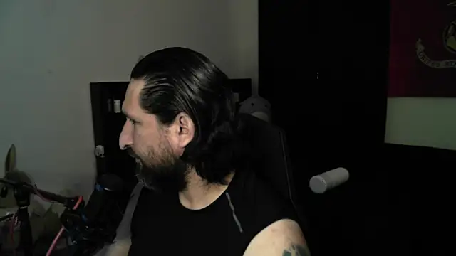 Snapshot of DevilPup75_ chatting on 23, 5, 2026 DevilPup75 online show from 23, 5, 2026